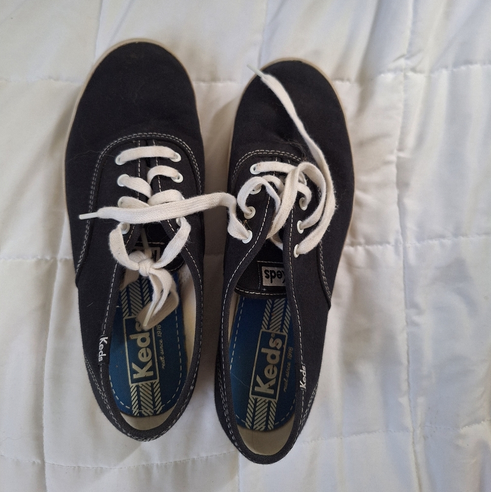 Keds